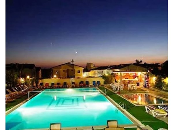 AliBabam Hotel & Apartment