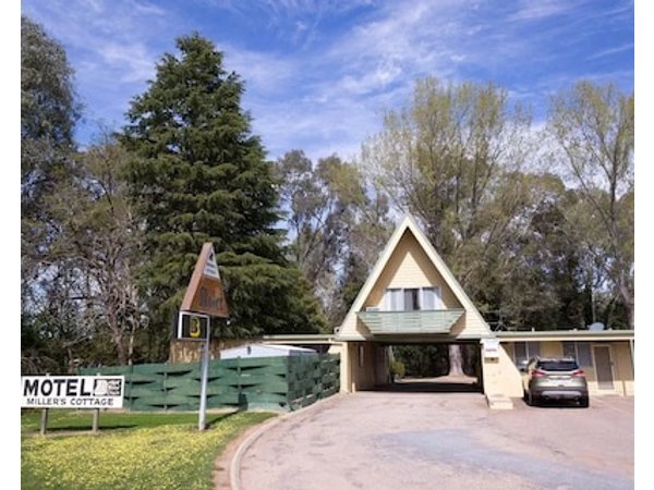 Millers Cottage Motel