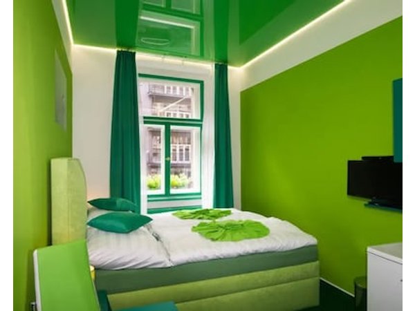 Apartment Colours - Your 7 Colour Experience In Centre Of Prague