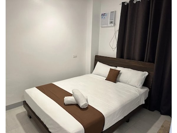 Aden Hotel