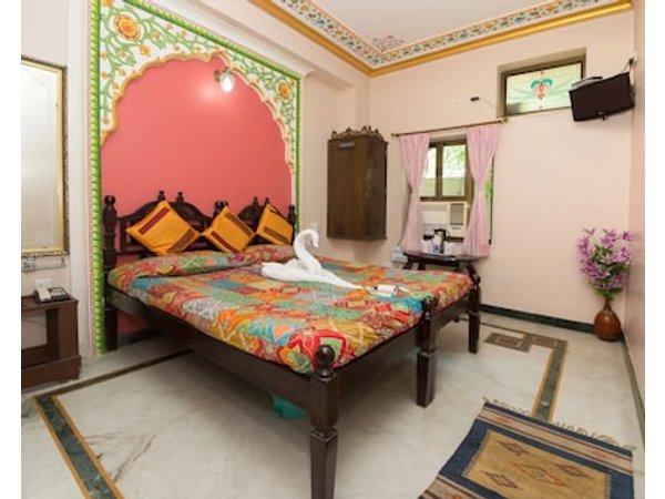 Hotel Moon Light Palace