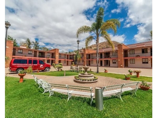 Villas del Sol Hotel