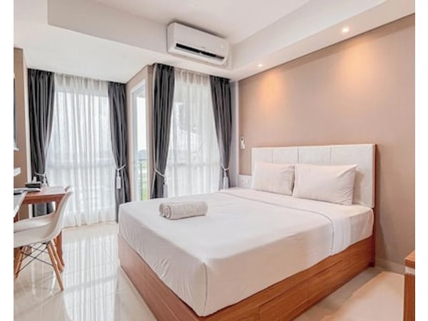 Great Deal Studio Apartment At Tamansari Skylounge Makassar