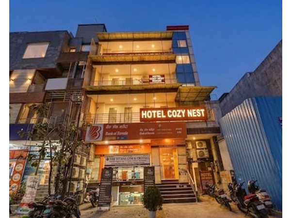 Hotel Cozy Nest Rohini