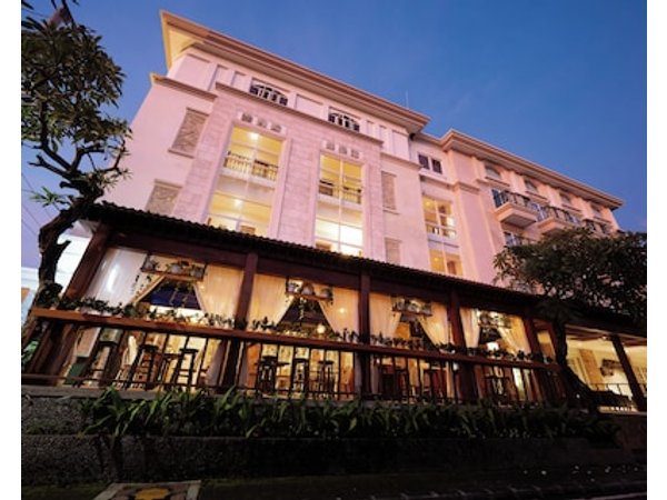 Alron Hotel Kuta