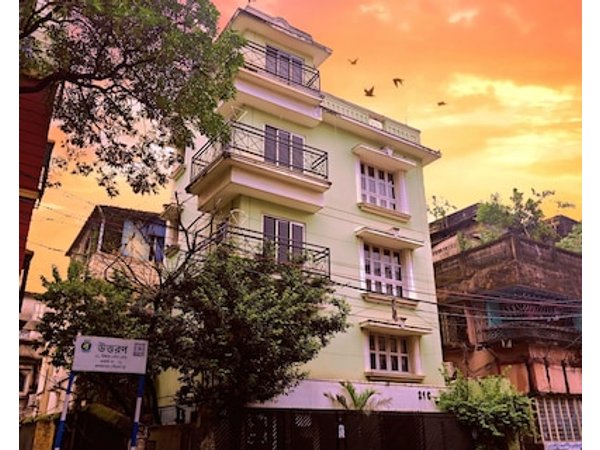 Cozy Kolkata Getaway in Bhowanipore Near Victoria Memorial & Park Street
