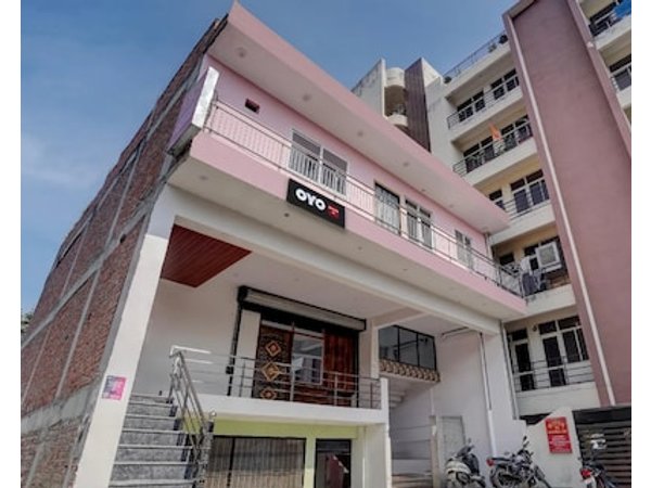 Oyo Flagship Swastik Inn