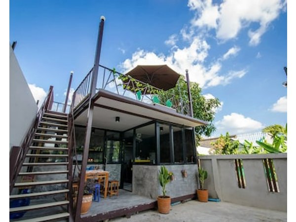 The Impress Sisaket