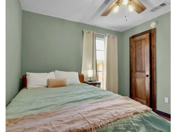 Upscale Atx Music Condo In East Austin Minutes From Downtown