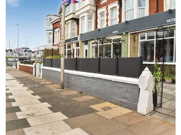 1 Bedroom Accommodation In Blackpool