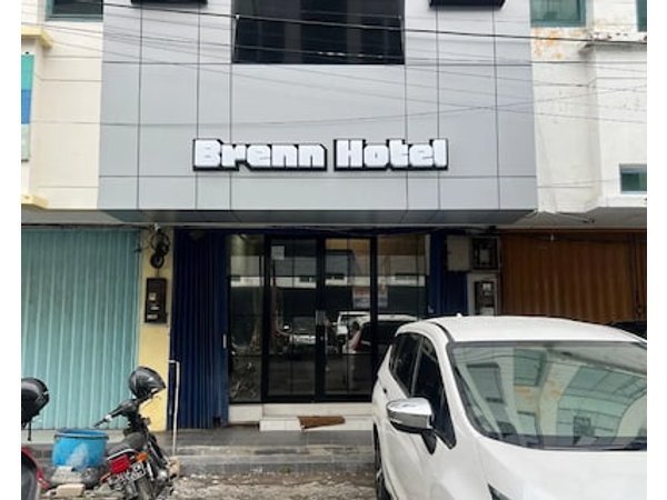 Brenn Hotel Semarang Mitra Reddoorz