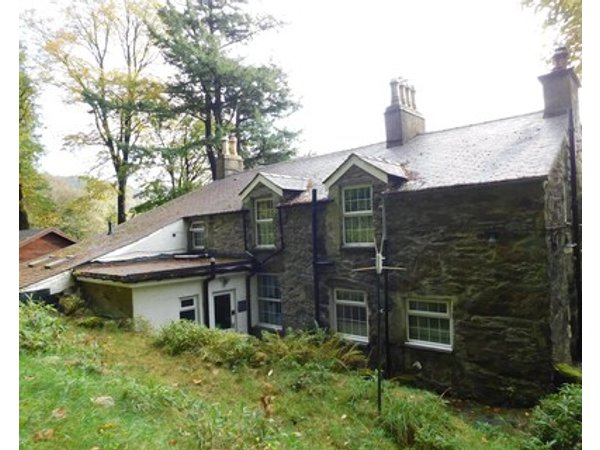 Tryfan Cottage - Sleeps Up To 4 Guests