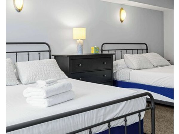 Derby Week Getaway Near Churchill Downs | Sleeps 8