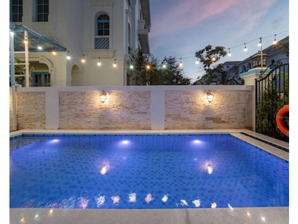 Phoenix Villas Sun Ha Long