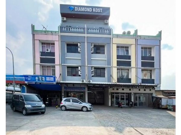 Urbanview Hotel Diamond near Palembang Airport