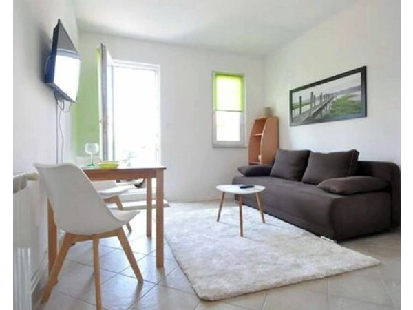 Apartment Lotus – Functional Studio with Parking in Pula