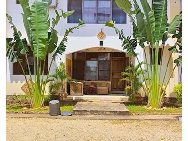 Delina Cottage Diani