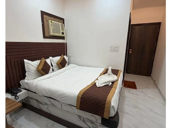 Kay Emm Residency