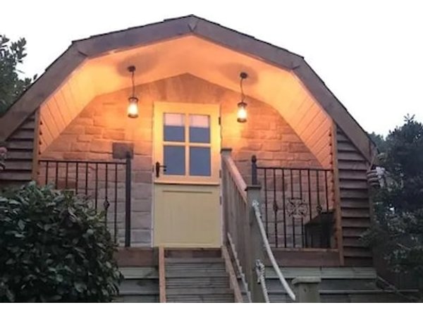 Bumble Bee Cottage