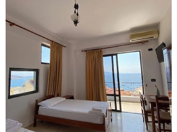 Blue Waves Apartment
