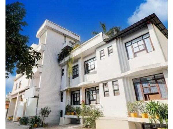 Super Hotel O Insaf Nagar Munshipuliya Formerly Vibrant