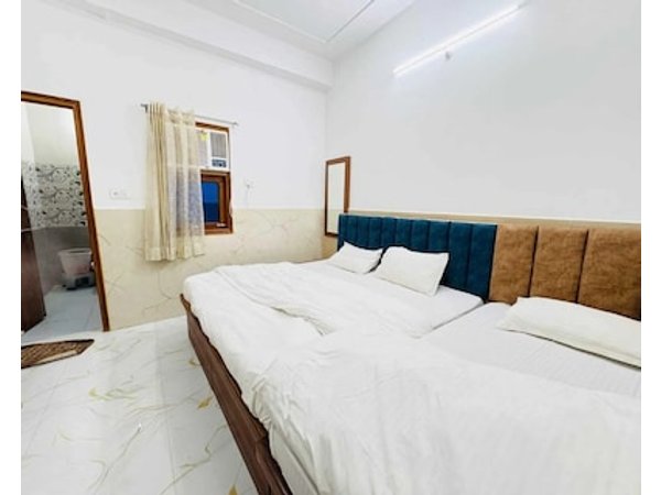 Hotel Vrinda Nikunj Dham