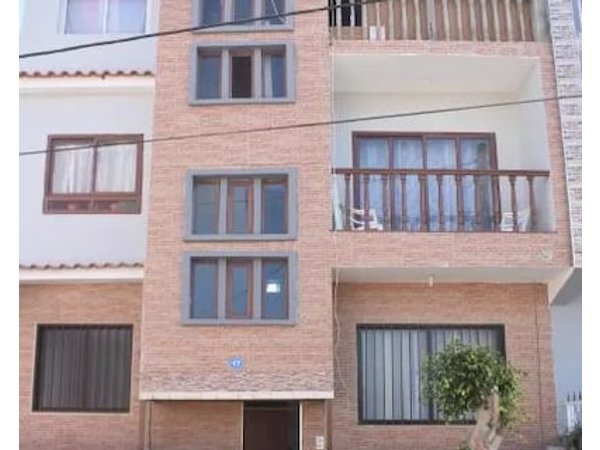 De Pina Apartments