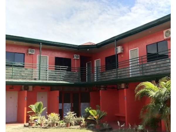 Max Travellers Inn