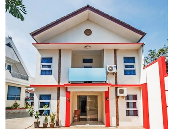 RedDoorz Syariah at Sudirman Street Garut