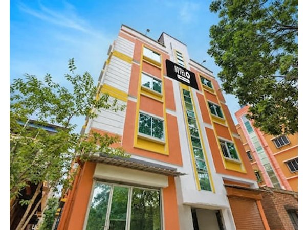 Super Hotel O Hiland Park Formerly Ayush Villa