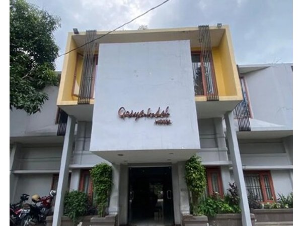 Griya Indah Hotel near Station Bandung