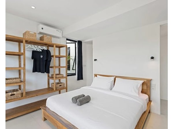 White Residence - Art & Boutique Villas