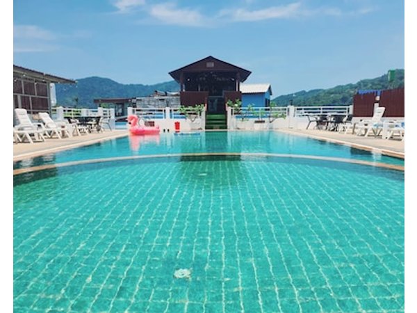 Issara Patong Beach