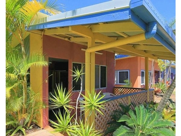 Bargara Gardens Motel & Holiday Villas