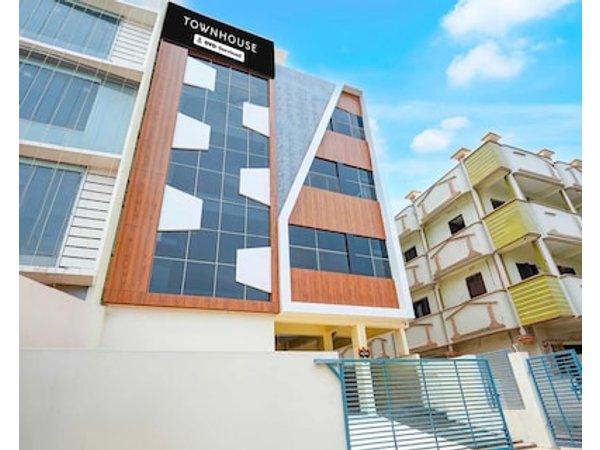 Townhouse Chittinagar Vijayawada Formerly Savera Residency