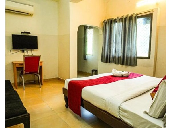 Hotel Sriveda Paradise