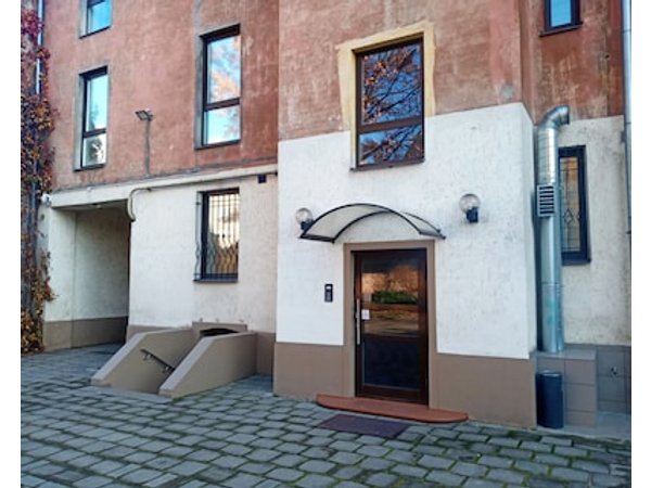 Family and Group Apartment in silent Center of Riga with parking