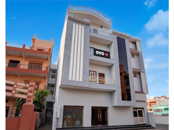 Sandhya Paying Guest House