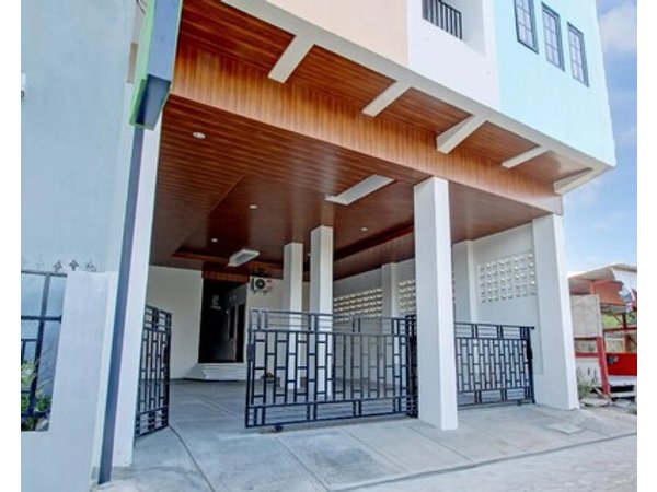 Urbanview Hotel Simple near Pakuwon Mall Jogja