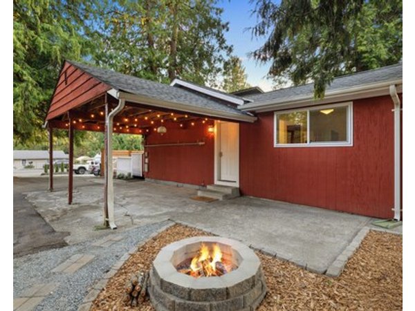 Quaint 2-bedroom cottage in Seattle