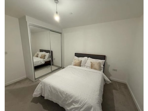 Private Stay in London Acton