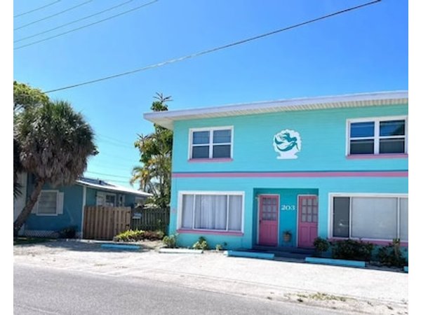 New! Bradenton Beach Cottage - 1.5 Blocks To Ocean