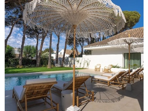 Anfitrión Villas & Suites