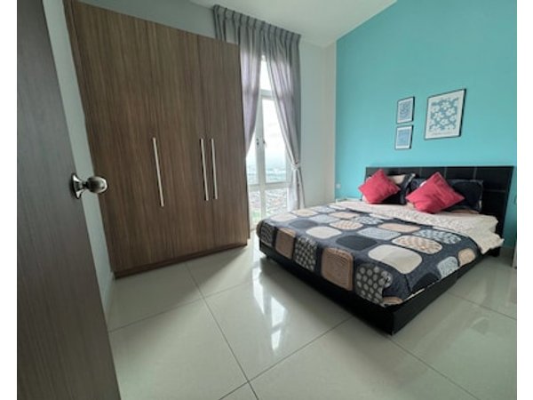 JB City Shopping Mall Apartment