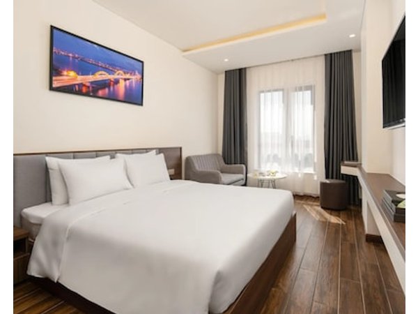 Tan Phuong Nam Hotel & Apartment