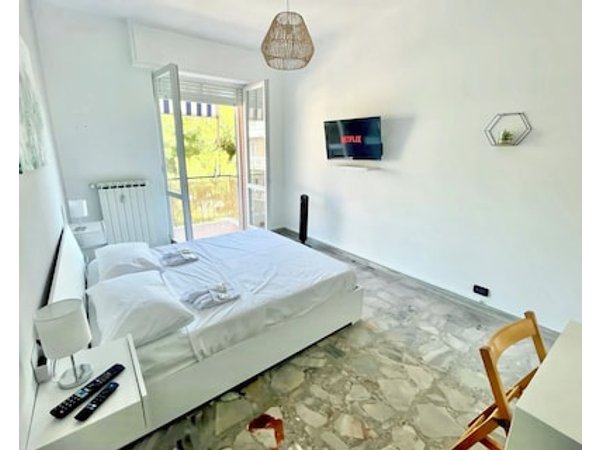 House of Sun - beach at 400m in Albenga Liguria