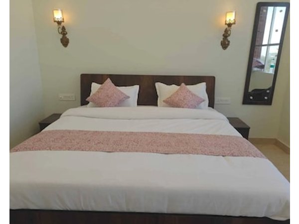 Oyo Hotel Funday