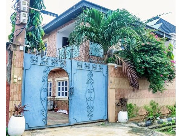 Spacious 3-Bedroom Duplex in Lagos
