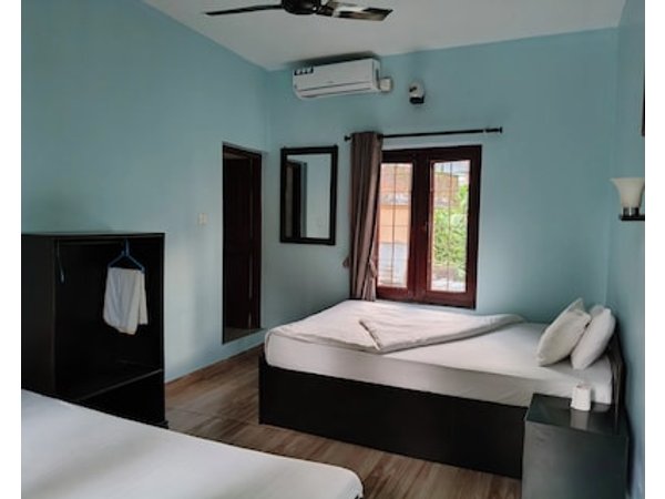 Yeti Guest House
