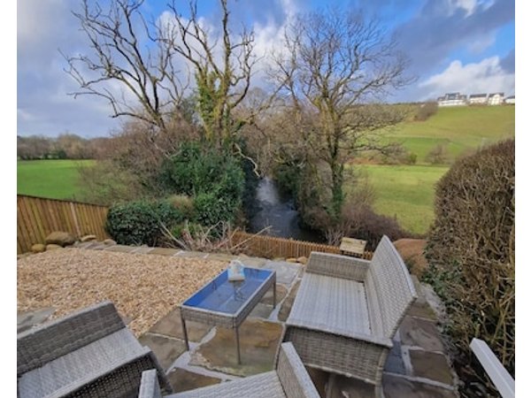 Riverbank Cottage Dog Friendly. Swansea Llanelli